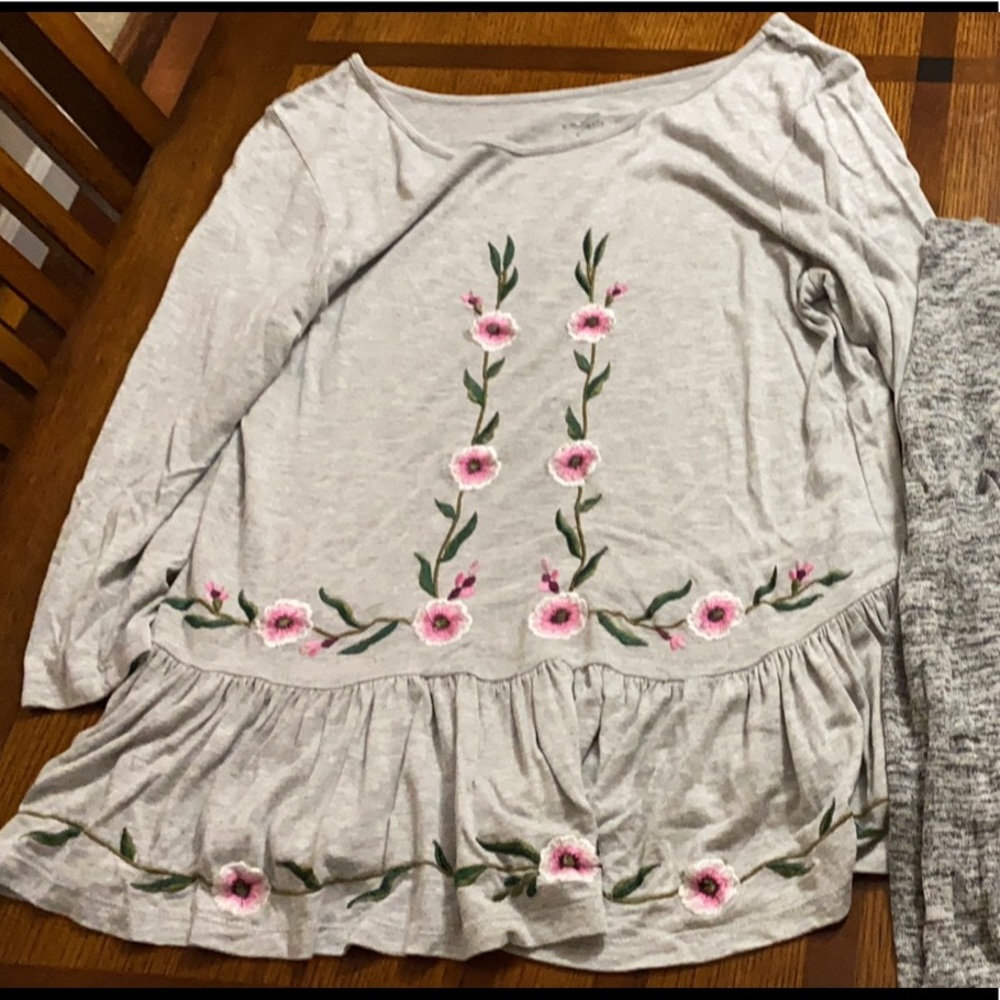 Floral top